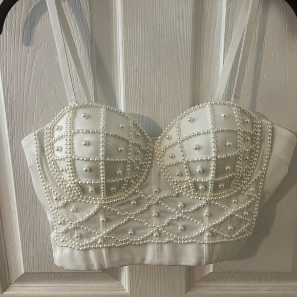 Beautiful Bustier Cami Crop Top Pearl White Detailed it's Gorgeous - Picture 3 of 3